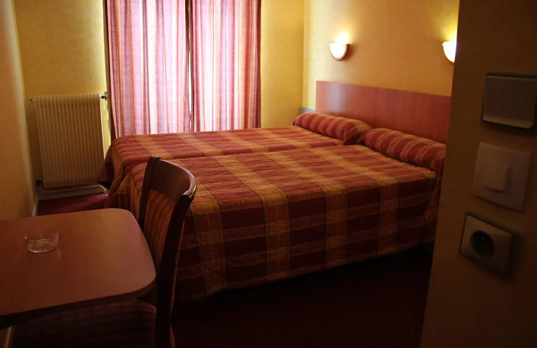 Little Hotel-1